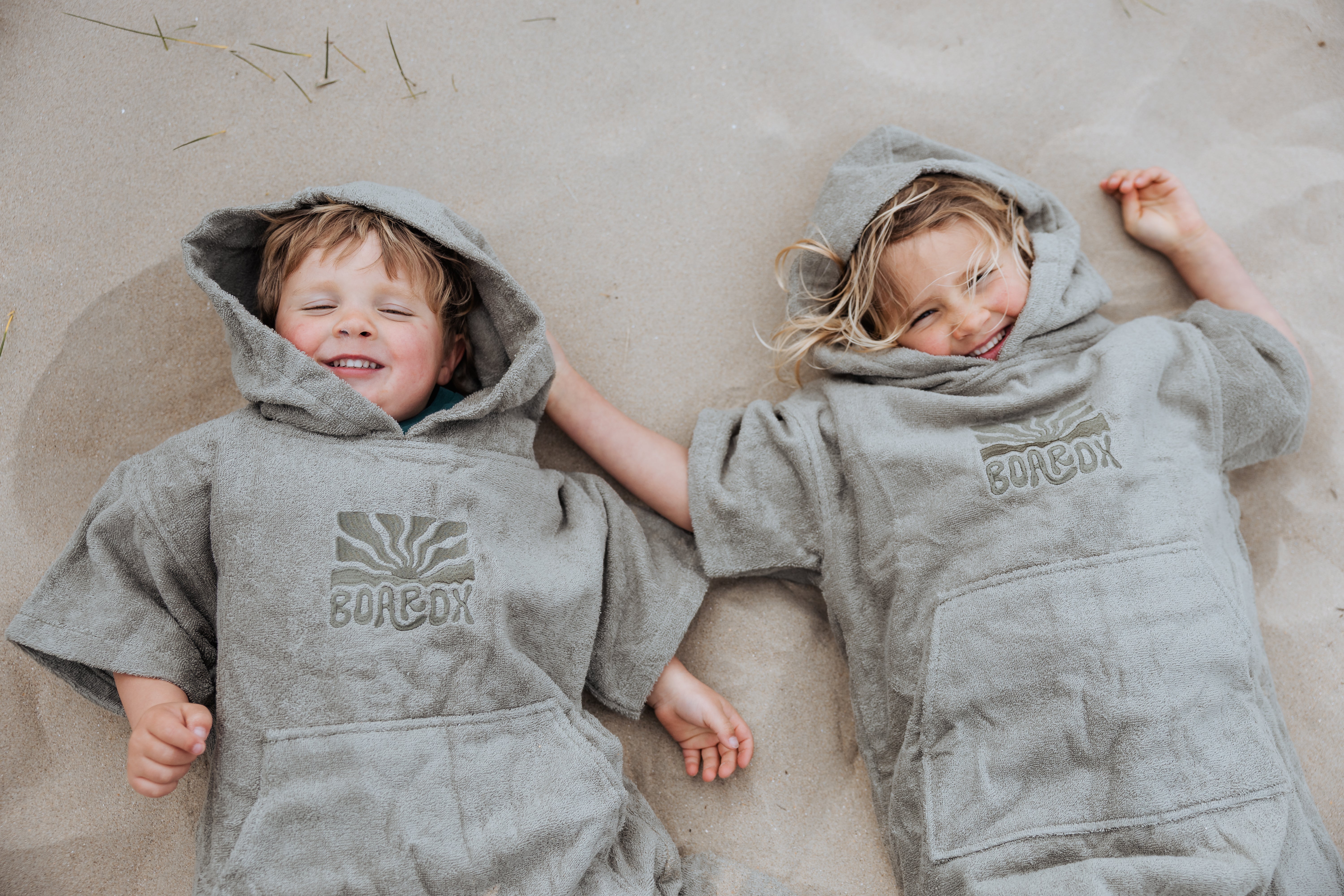 Kids Surf Poncho - Green Waves