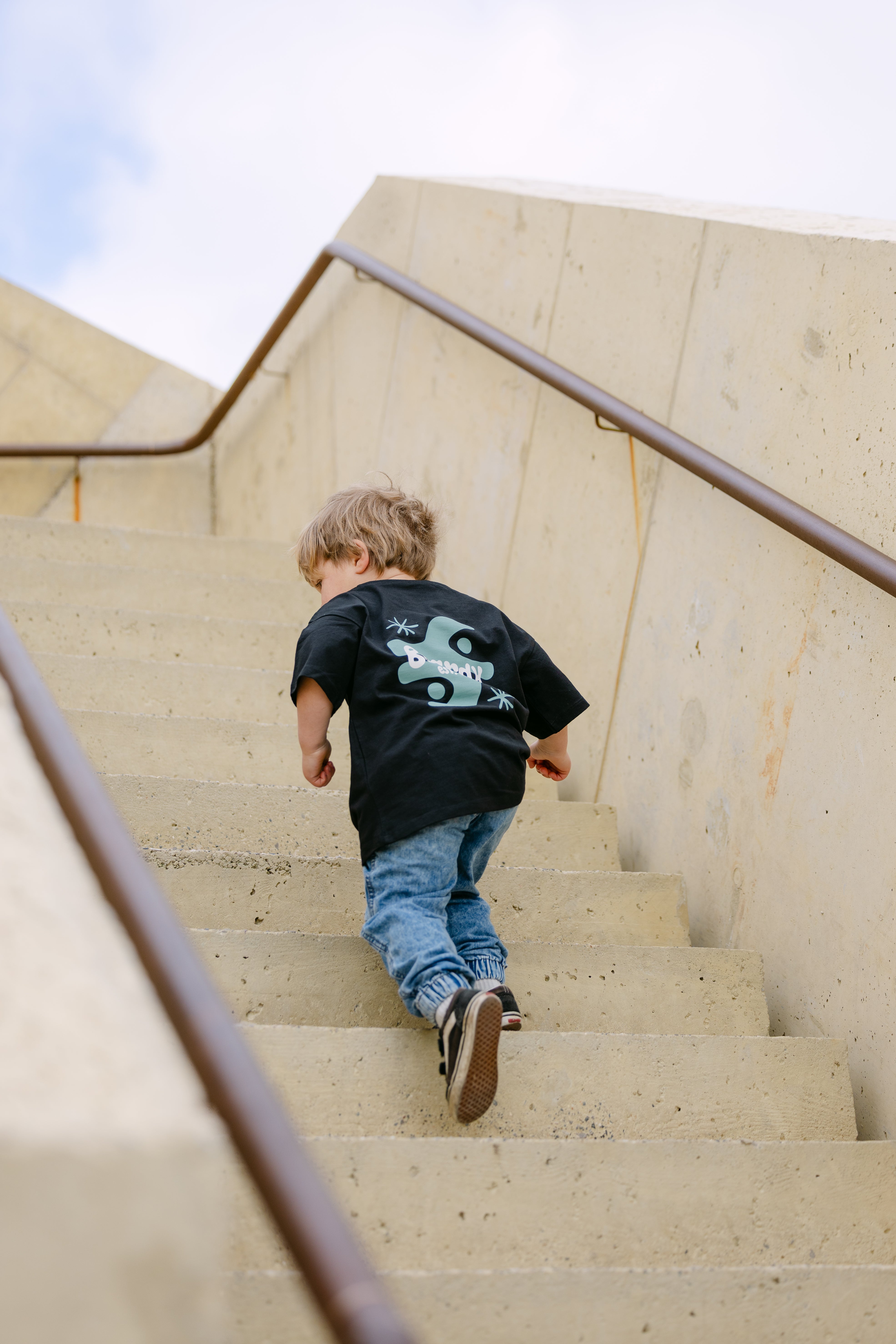 Kids T-shirt - Mirror Waves