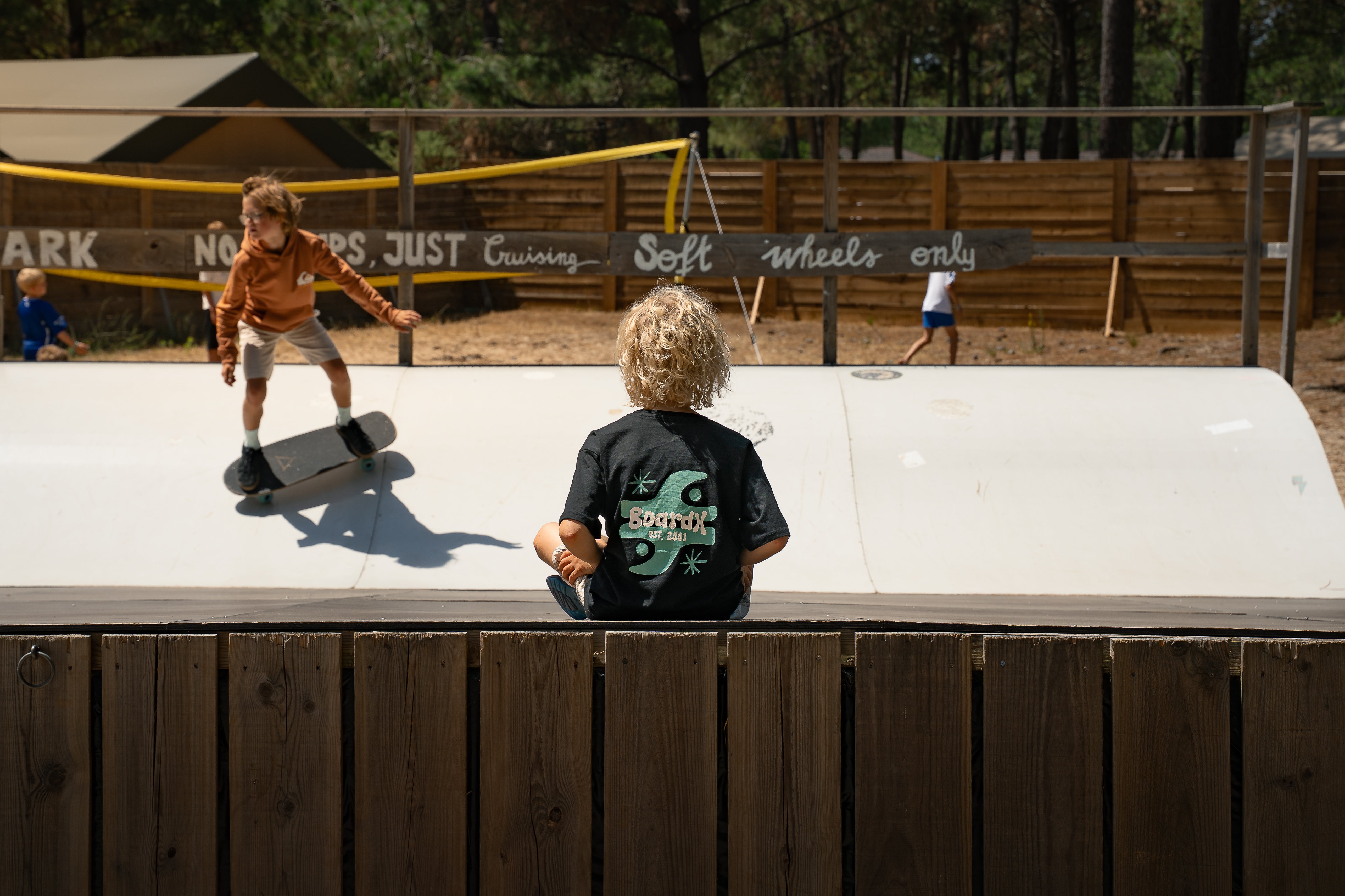 Kids T-shirt - Mirror Waves